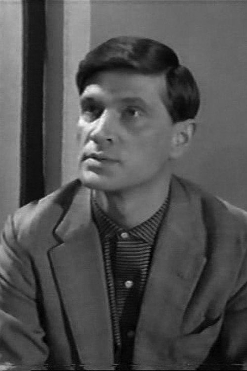 Евгений Фридман as Butler in The Wave Runner