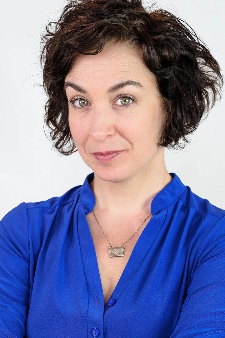 Keri Pisapia as Mom Asparagus (speaking)/Laura Carrot/Miss Lewis (voice) in VeggieTales: Robin Good and His Not So Merry Men