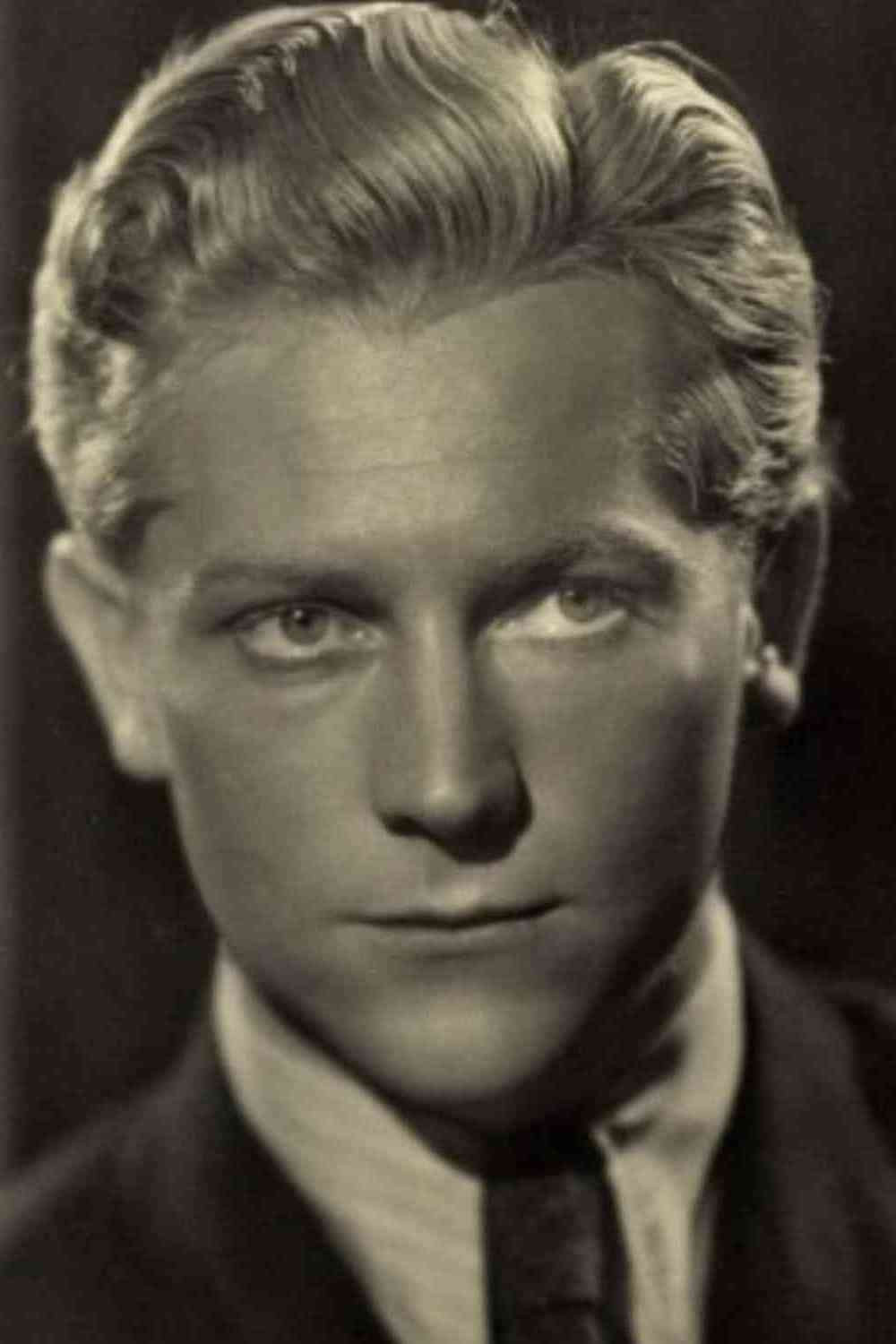 Gustl Gstettenbaur as Franzl Bergmüller in If I Could Be God Just Once