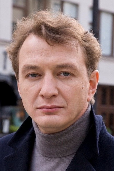 Марат Башаров as Mitya Gridnev in Hikari Sentai Maskman