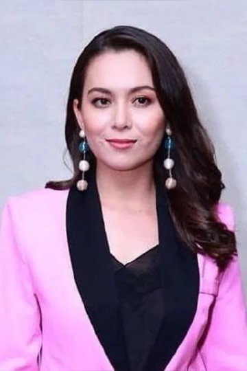 Siti Saleha as Nur Hawa in Memberku Hawa