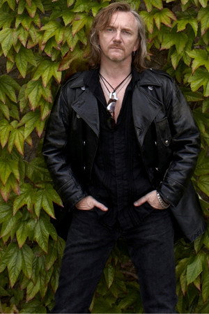 Luke Morley as Self (Vocals / Guitar / Harmonica) in Thunder Live