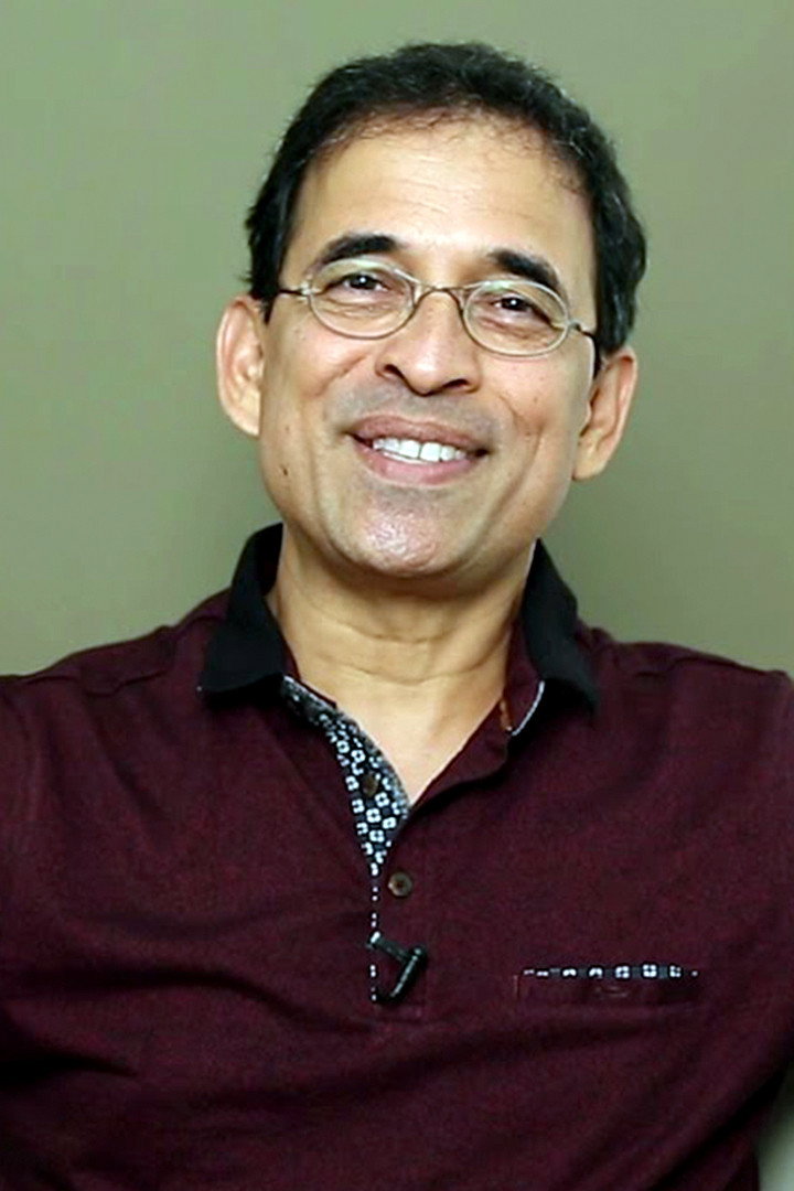 Harsha Bhogle as Himself in 2 Nations, 1 Obsession
