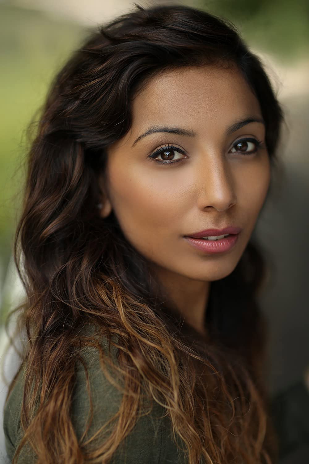 Asmara Gabrielle as Fatimah in Finding Fatimah
