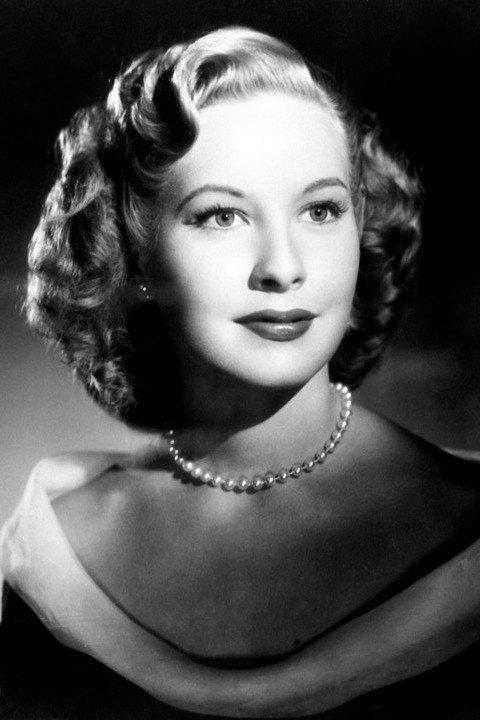 Penny Edwards as Ronnie LaVerne in Million Dollar Pursuit