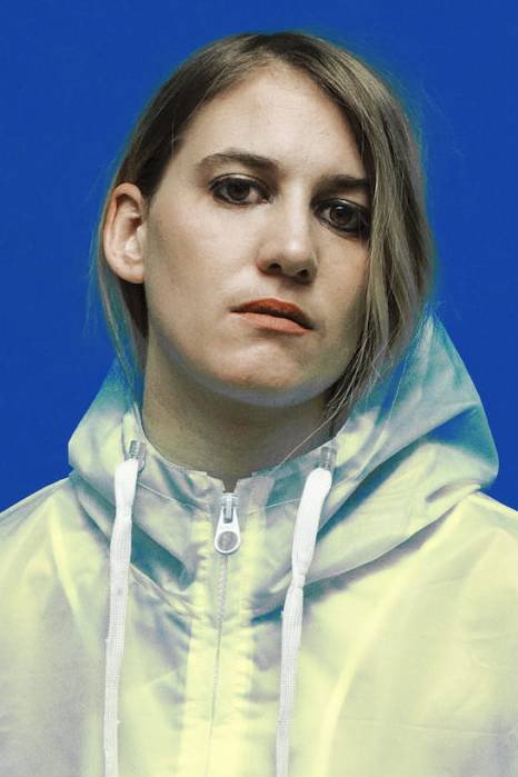 Rocío Saiz as Rocío in Girlfriends and Girlfriends