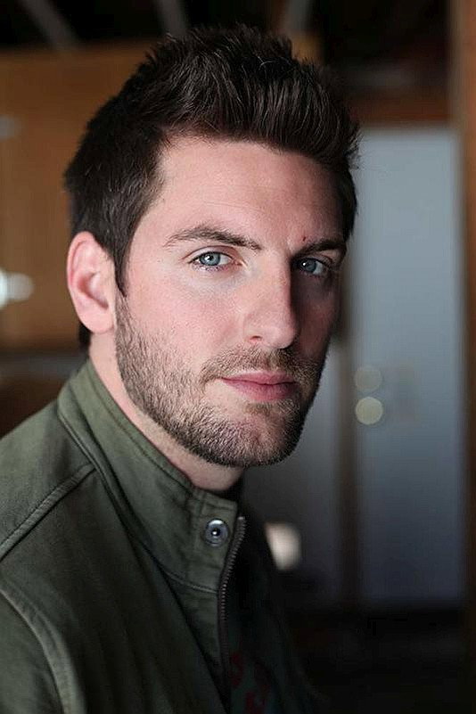 Matthew Albrecht as Doug Swallows in Stray