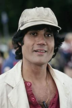 Cal Bellini as Cross Otter in The Mountain Men