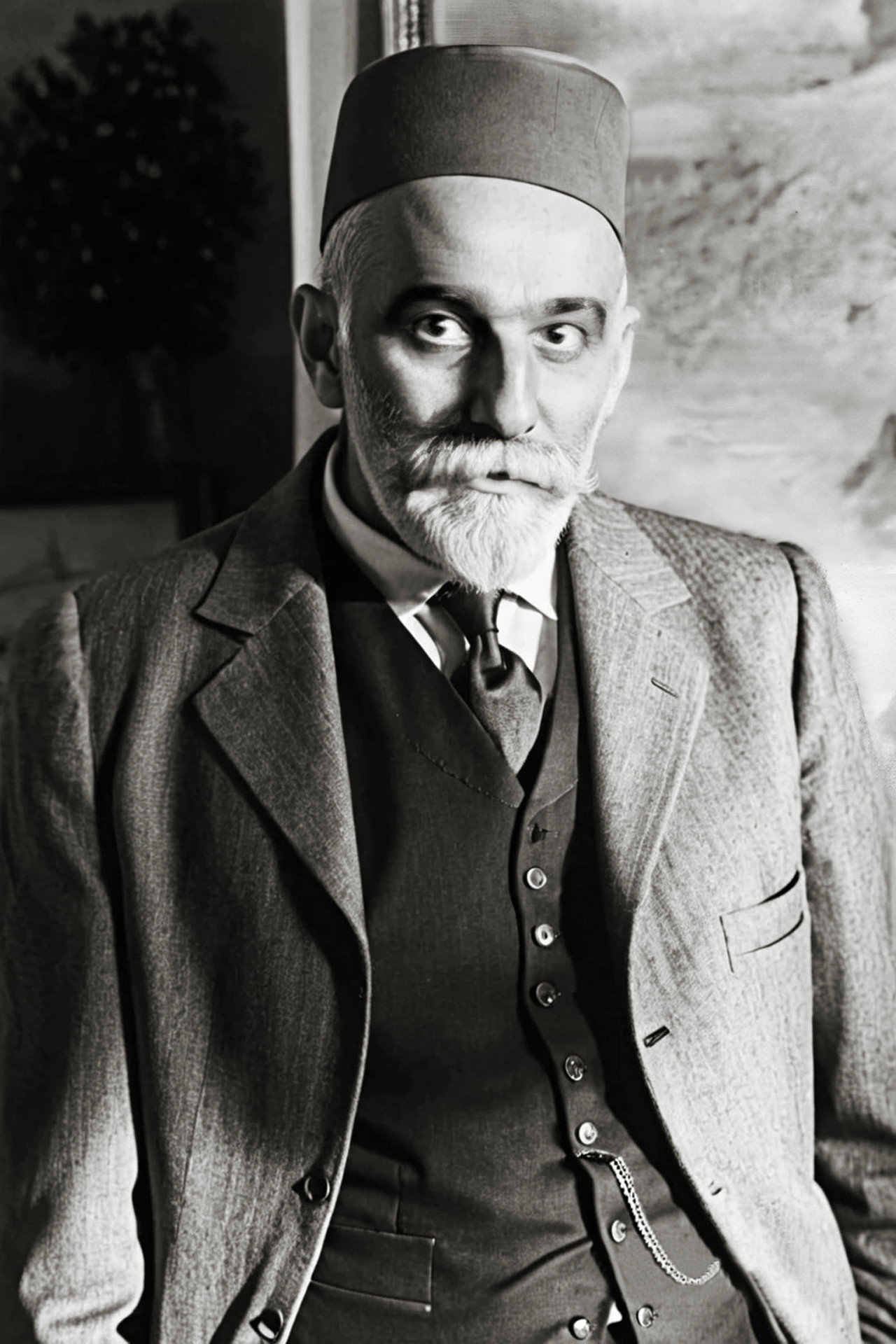 Étienne Dinet as Self (archive footage) in نصر الدين ديني