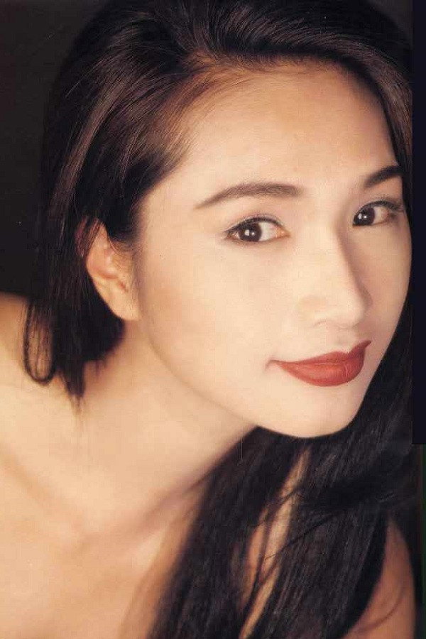 李莉莉 as Cheung's wife in Run and Kill