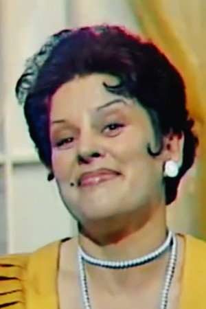 Danutė Strakšytė as Skučiulienė in Palanga