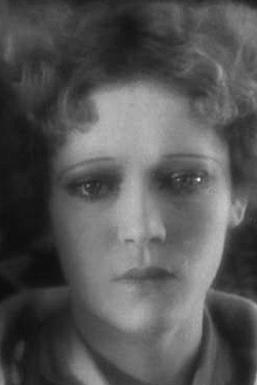 Nadia Sibirskaïa as The Little Refugee in Blighty