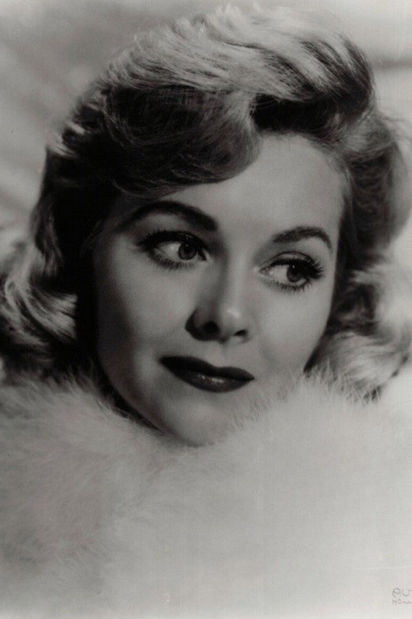Marjorie Stapp as Bella in Problem Girls