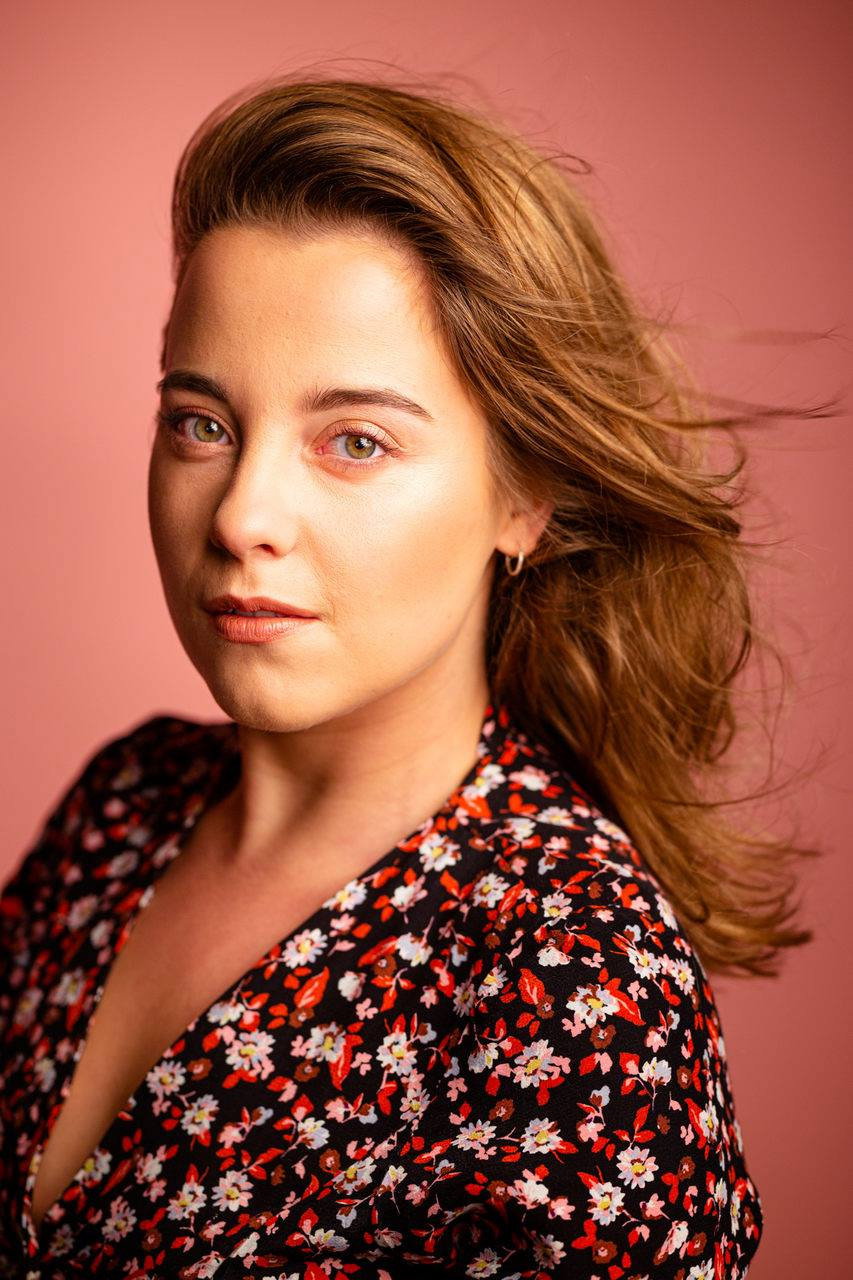 Julia Chętnicka as Marzena Mazurek in Wróbel