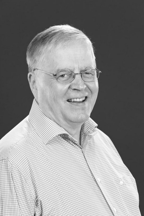 Jukka Voutilainen as Ben Forsman in Heikompi astia
