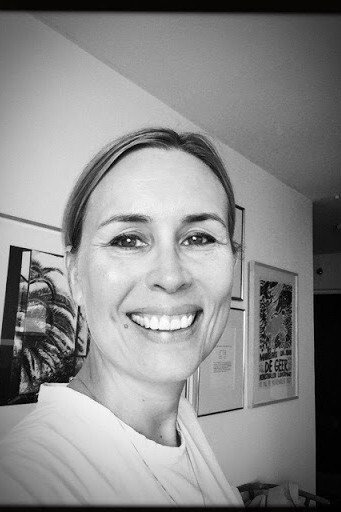 Malin Nevander as Self in Berättelsen bakom Vår tid är nu