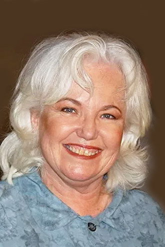 Jamie Donnelly as Robin in Stationed At Home