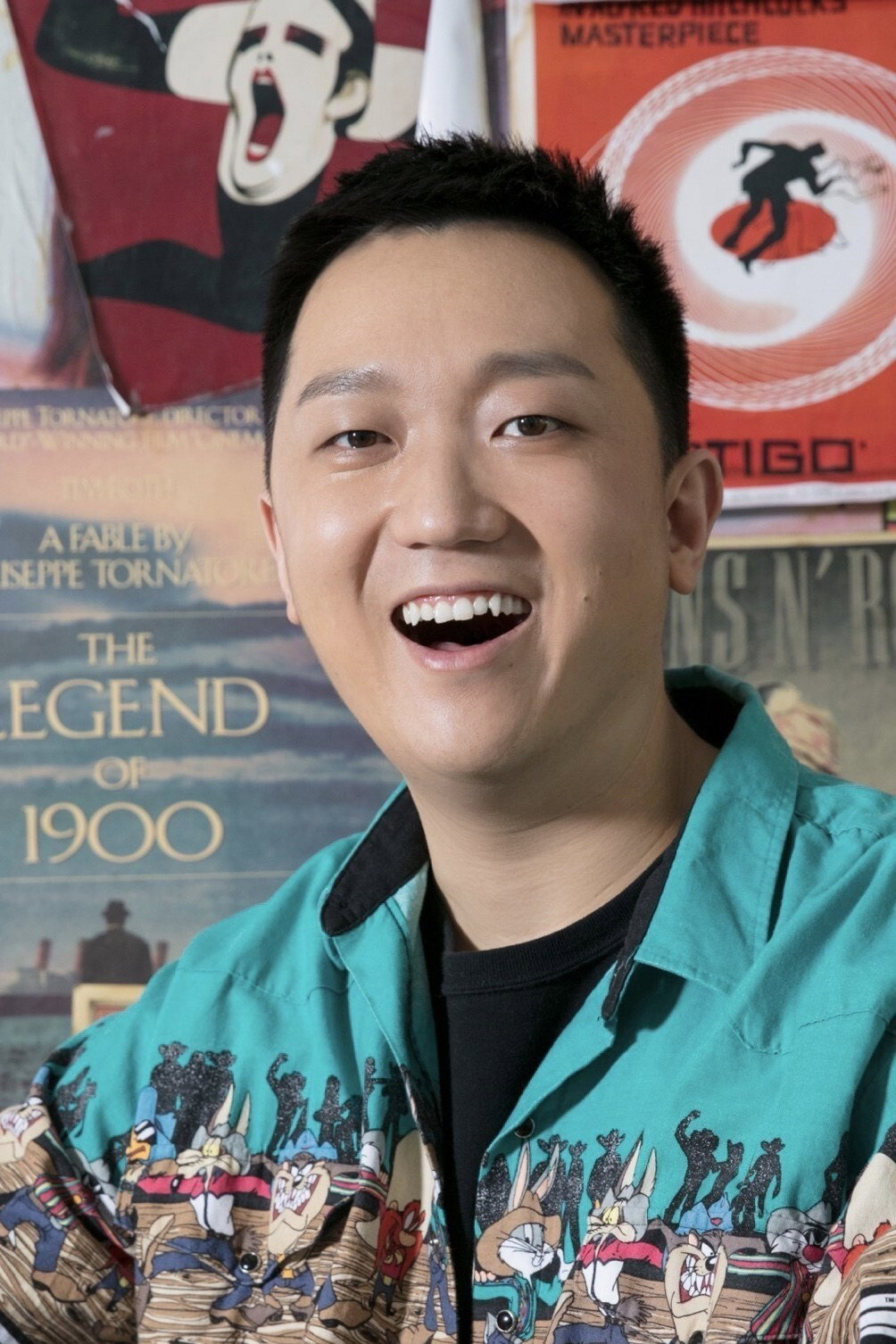 衣云鹤 as Ba Er Si in Double Tap