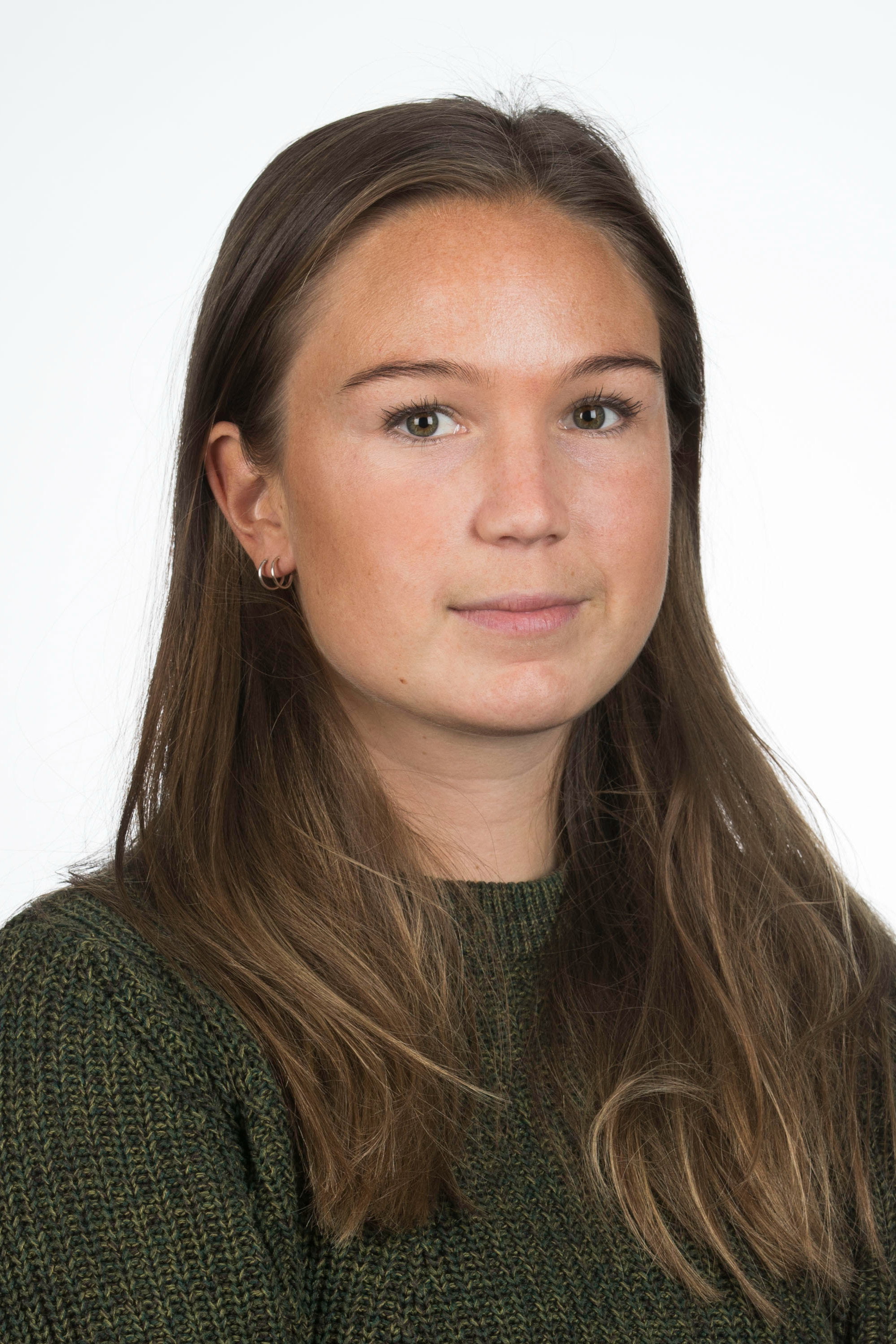 Natalie Remøe Hansen as Self in The Tinder Swindler