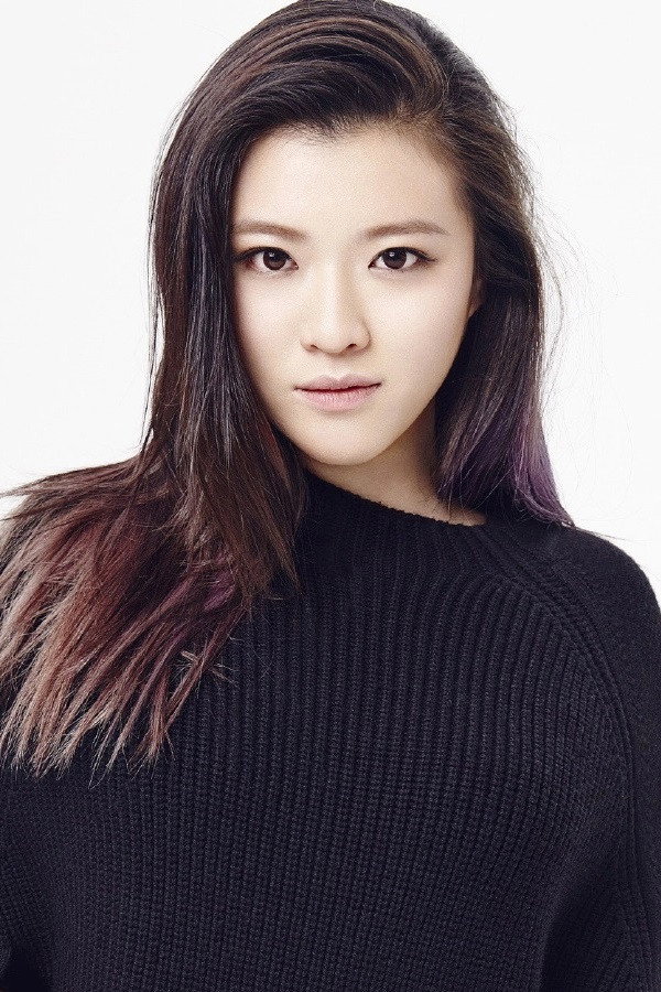 Nicola Tsang as Amy in The Cursed