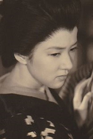 Kaoru Shimizutani as Shima Mikie in Warm Current