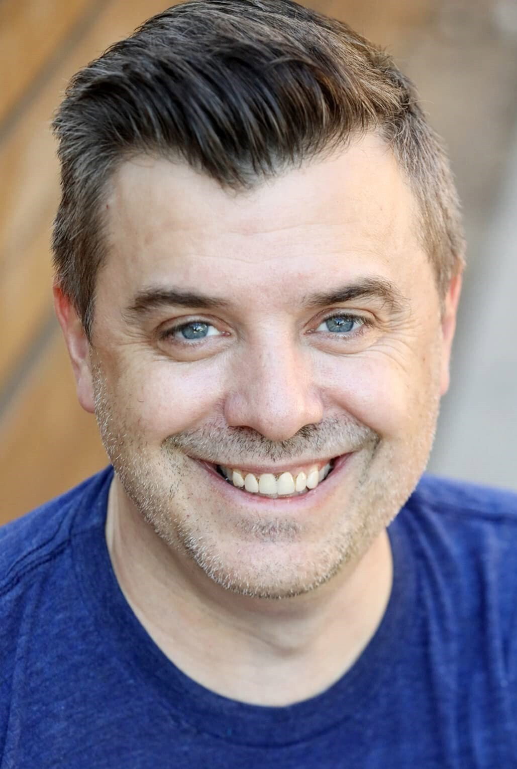 Kurt Koehler as Liza in Dice