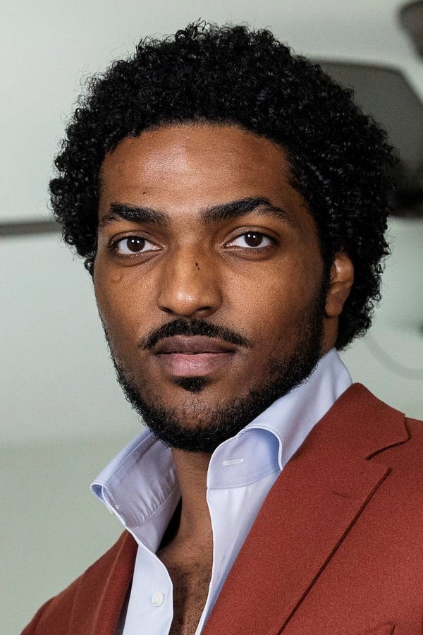 Lenny Thomas as Beggarman in Beggarman
