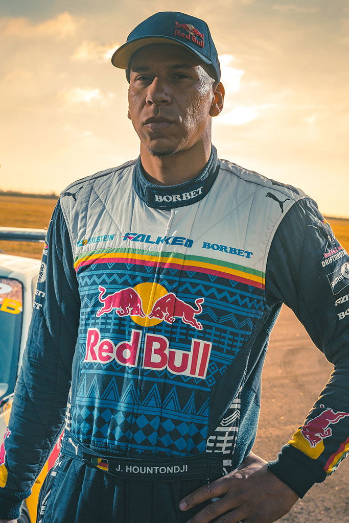 Joe Hountondji as Himself in Driftbrothers
