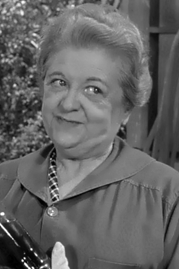 Gladys Hurlbut as Mrs. Peyton in A Man Called Peter