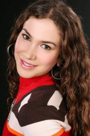 Günel Məmmədova as Ülviyyə in The Tulip Palace