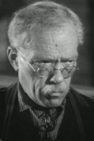 Борис Пославский as Skvorzov in Counterplan