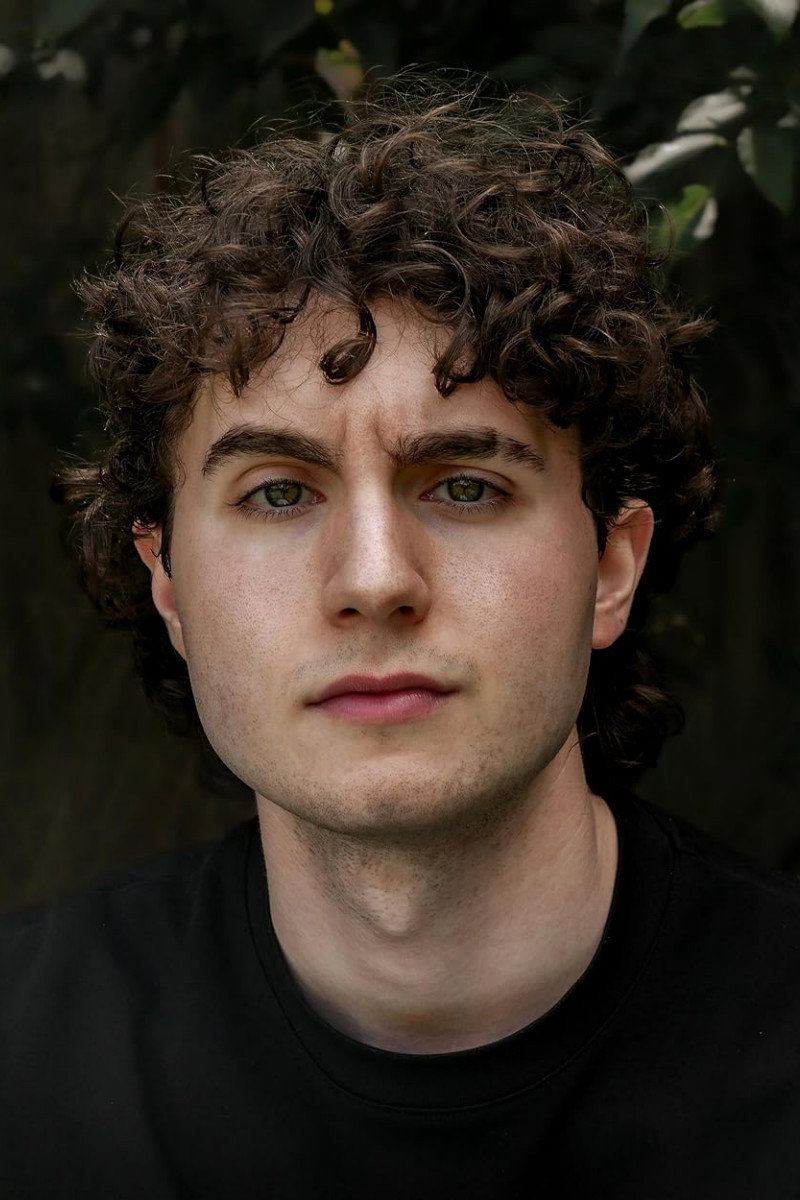 Steven Christou as Clayton in Single, Out