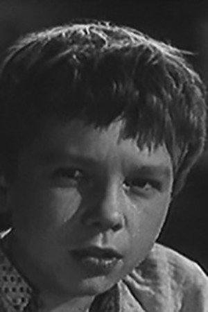 Yuri Leontiev as Роман in Among Good People
