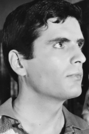 Θανάσης Μυλωνάς as Nikos in The Pain of Separation