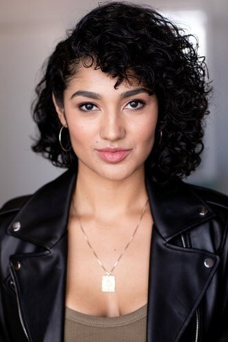 Skarlett Redd as Trixie in Baggage
