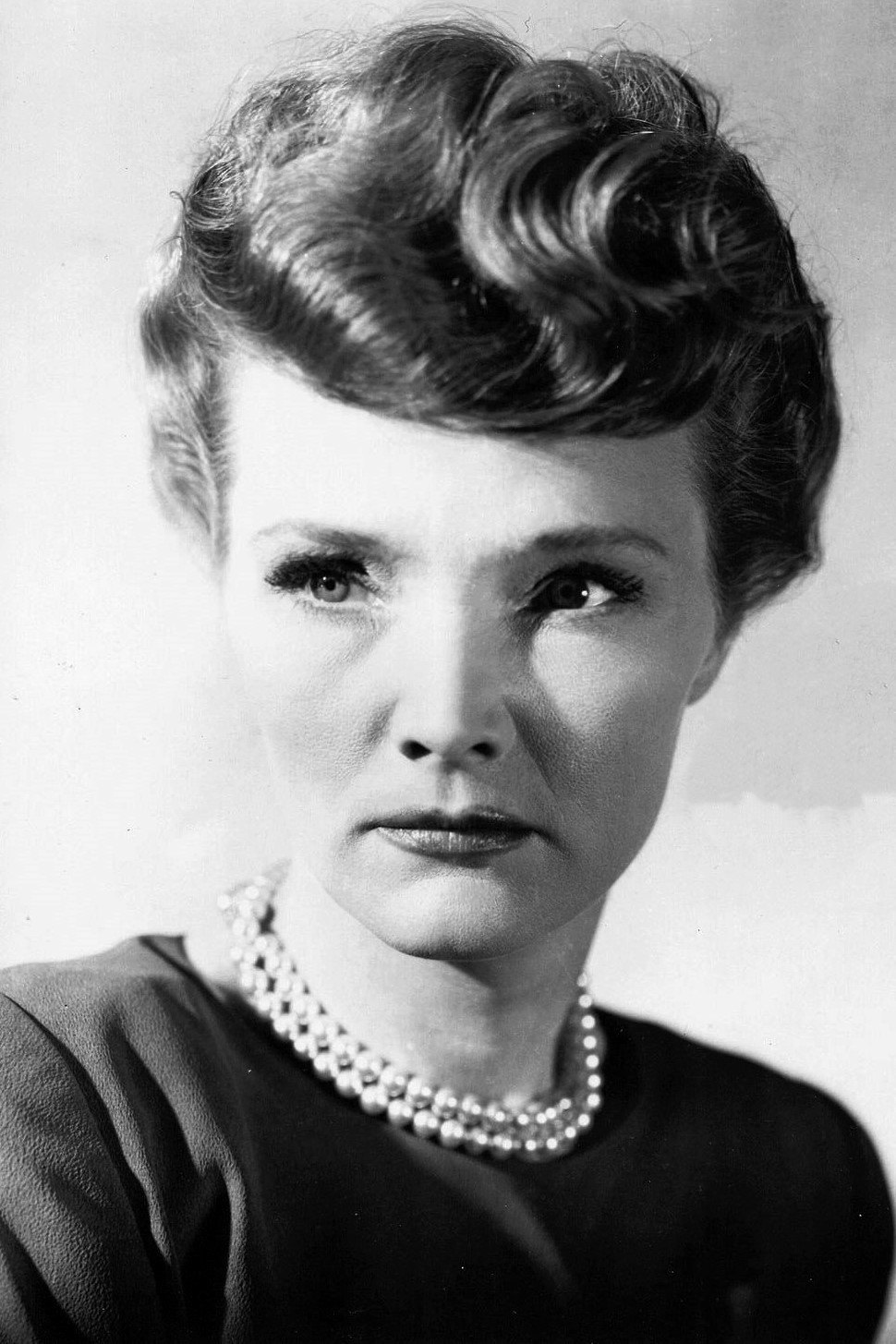 Elizabeth Russell as Countess Lorenz in The Corpse Vanishes