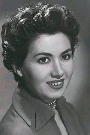 Elvira Quintillá as Carmen in That Happy Couple