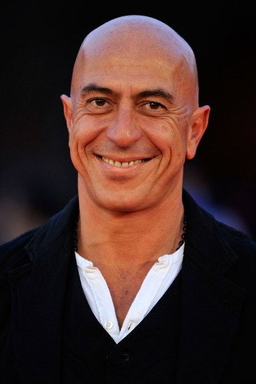 Roberto Ciufoli as Don Gregorio in My Beloved Enemy