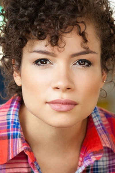 Sydney Morton as Melanie in Service to Man