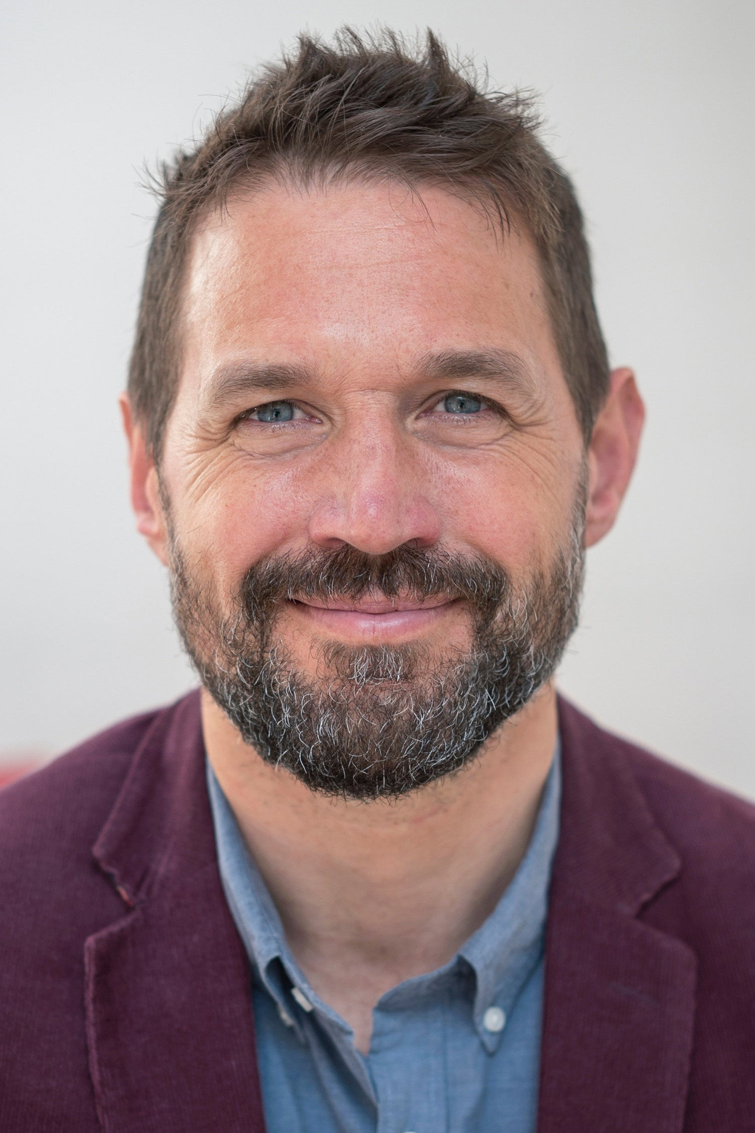 Alistair Appleton as Himself - Presenter in Escape to the Continent