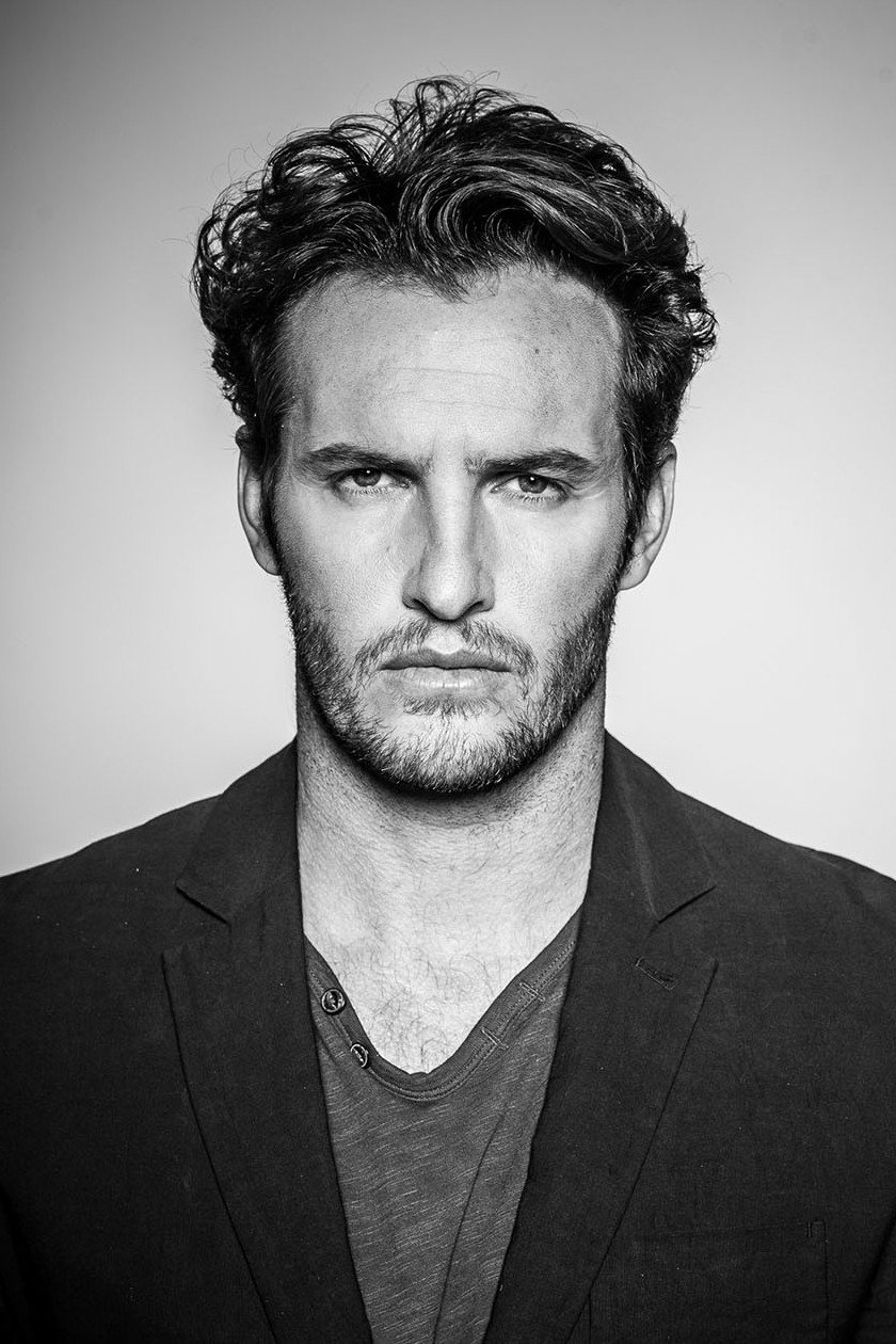Angel Bonanni as Daniel in Paris Boutique