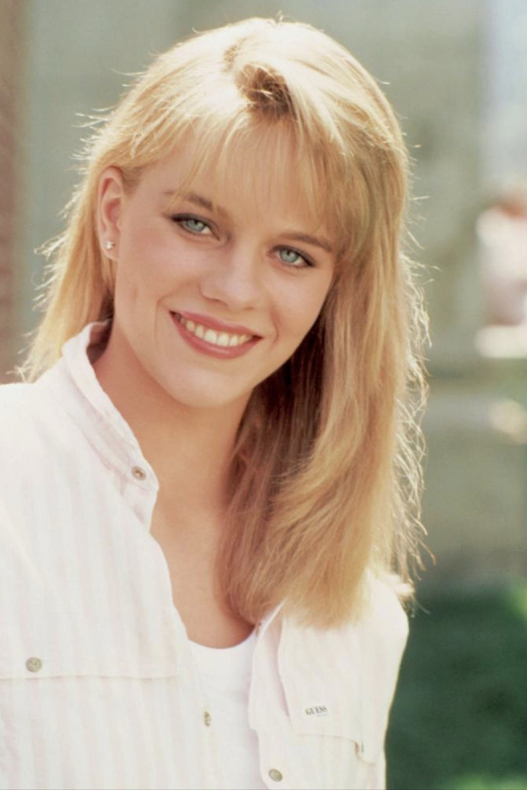 Camille Cooper as Jennifer in Lawnmower Man 2: Beyond Cyberspace