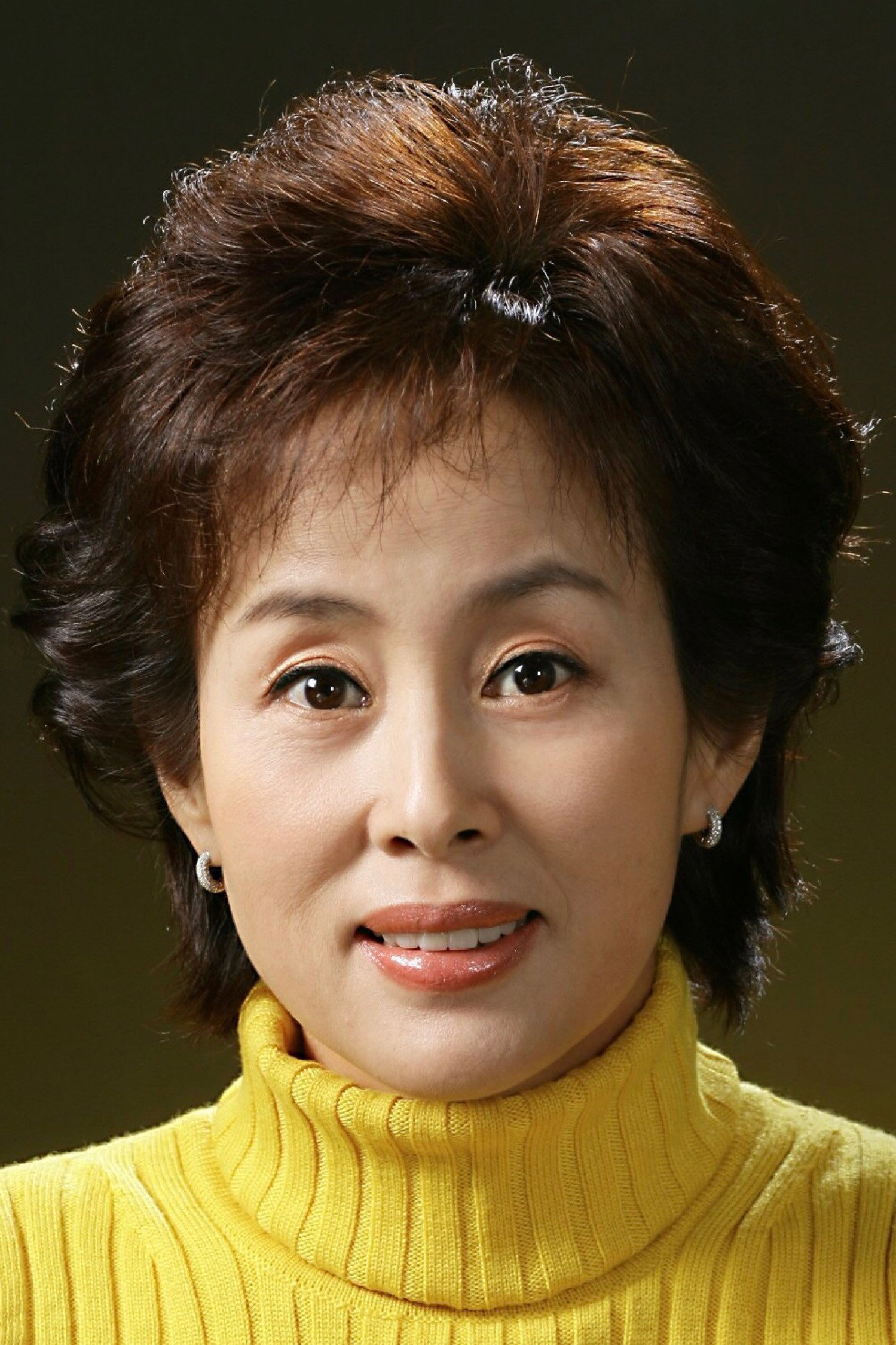이경진 as Jung-hee in Love To The End