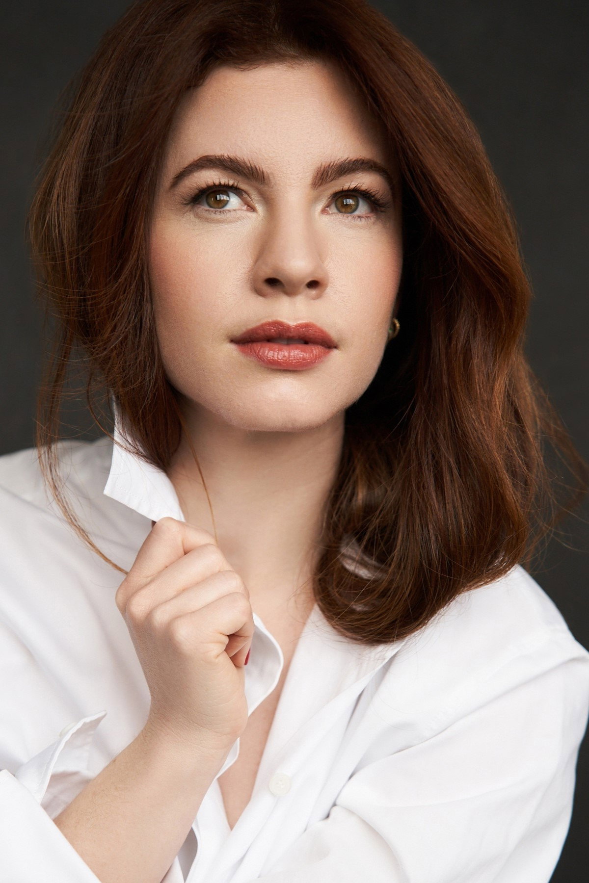 Helen Highfield as Ella in I Ship It
