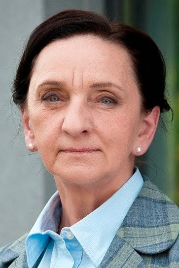 Angelika Böttiger as Meta Krause in Krauses Zukunft