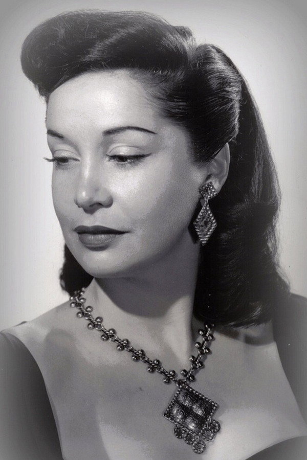 Terry Saunders as Lady Thiang in The King and I
