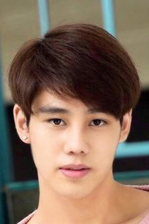 ธนวัฒน์ สุทธิเจริญ as Game in Monster Next Door