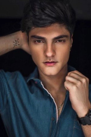 Davi Kneip as Jack in Reflexo - A Série
