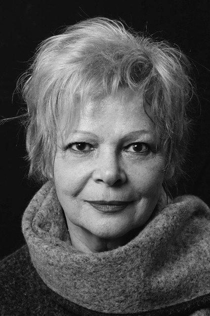 Viorica Farkas as Eva in Golgotha