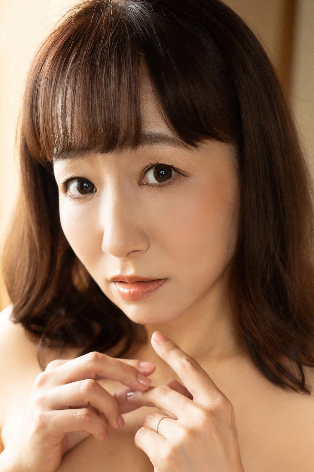 吉井美希 as Yasuko Wakisaka in My Sister-in-Law’s Hot and Sweet Skin